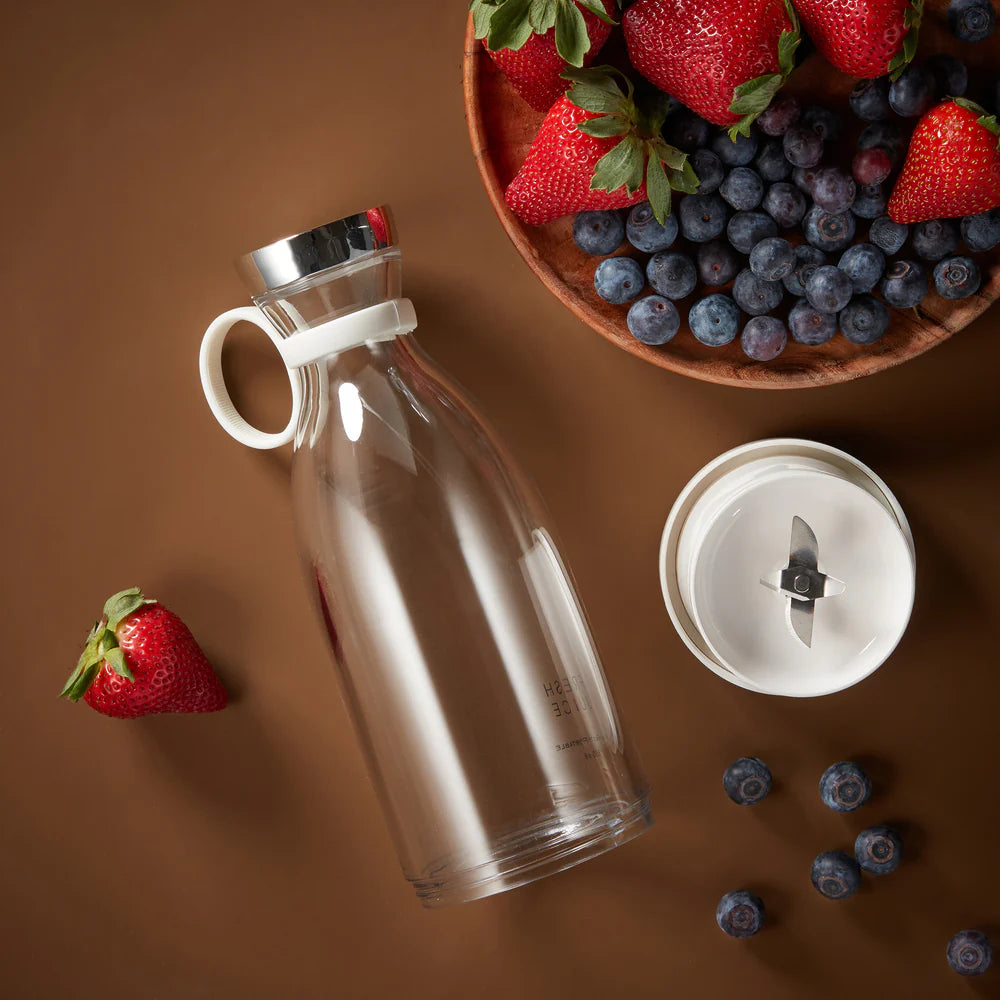 Des Smoothies Frais en 30 Secondes - Sans Effort